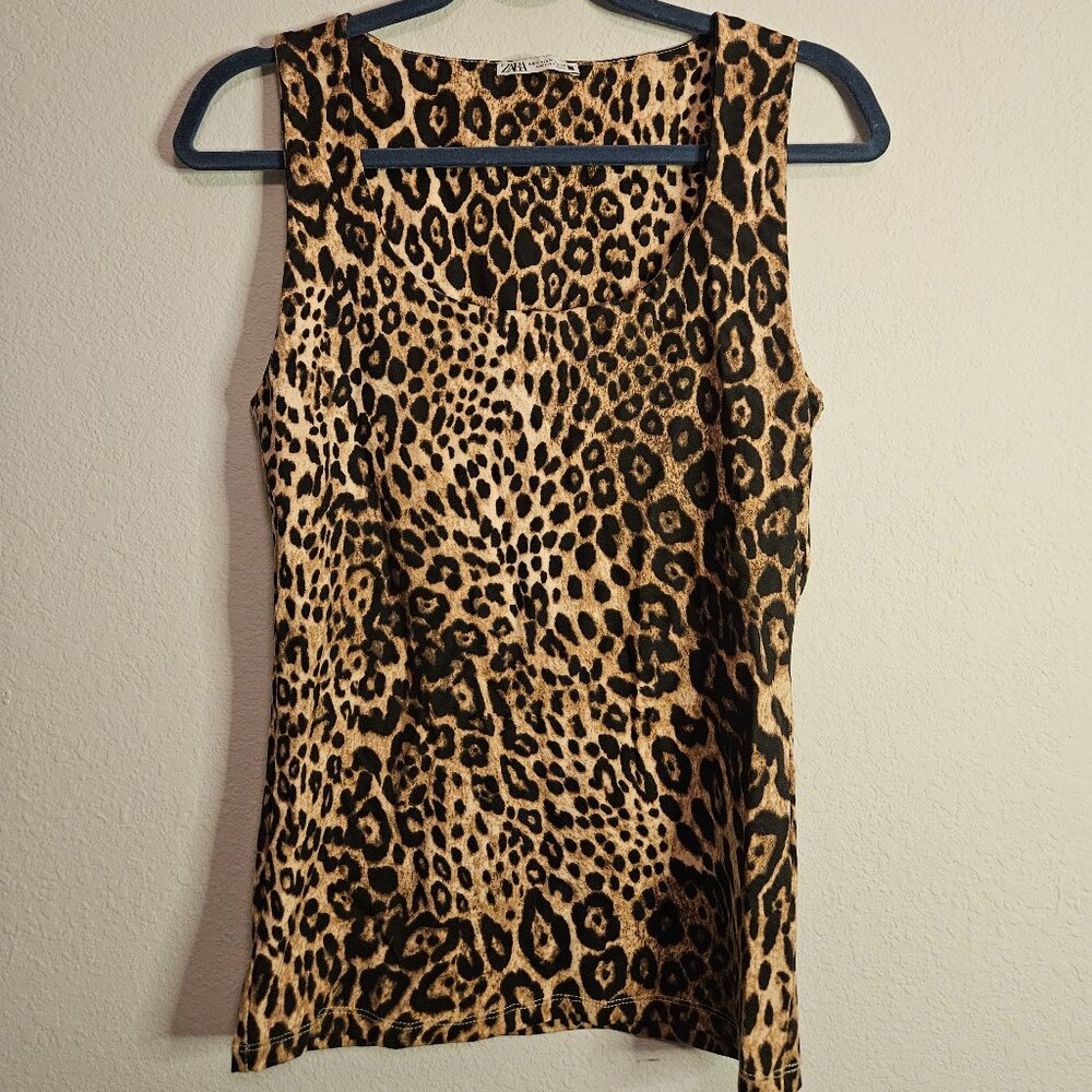 Sleeveless Leopard Tank